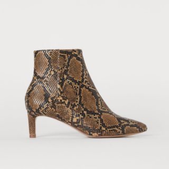 NWOT H&M Faux Snake Print Heeled Ankle Booties - Picture 1 of 5